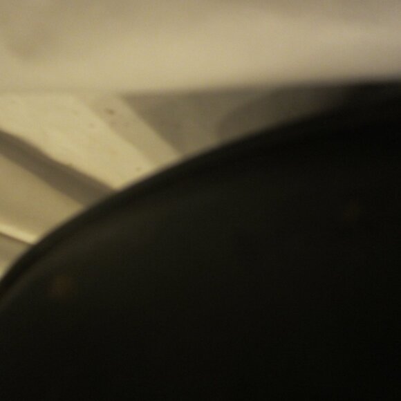 VTG THERMOS "V" METAL LUNCH BOX, W/HANDLE, DOME SHAPED - Picture 7 of 12